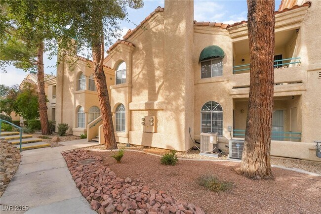 Foto del edificio - 2251 Wigwam Pkwy