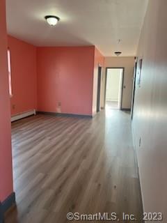 Building Photo - 162 Martin St