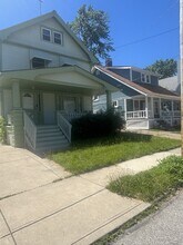 Building Photo - 3372 W 90th St