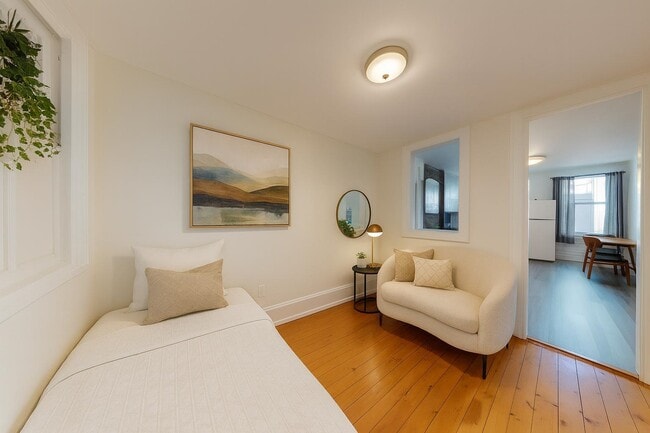 Building Photo - 1111 Washington St