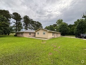 Building Photo - 3173 Fuller Rd