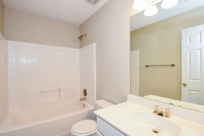 Building Photo - 2291 Grand Jct