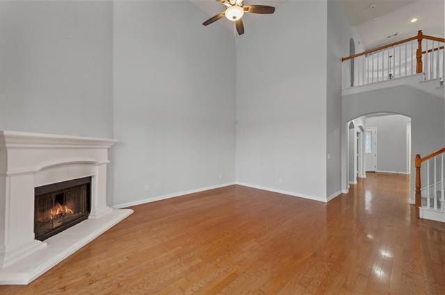Foto del edificio - 2501 Lakewood Ct