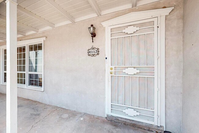 Foto del edificio - 4112 Cherrydale Ct NW