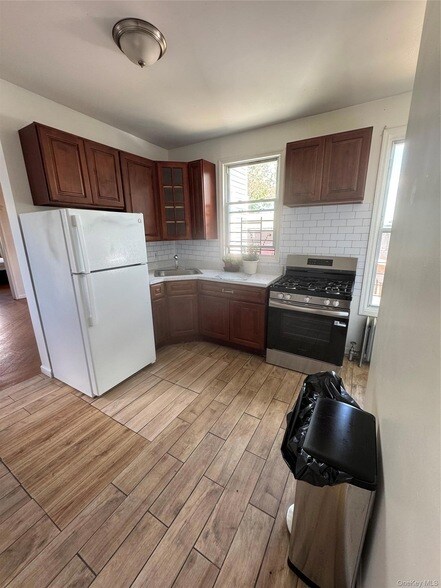 Foto del edificio - 94-12 86th St