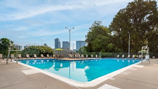 Building Photo - Tysons Crossing