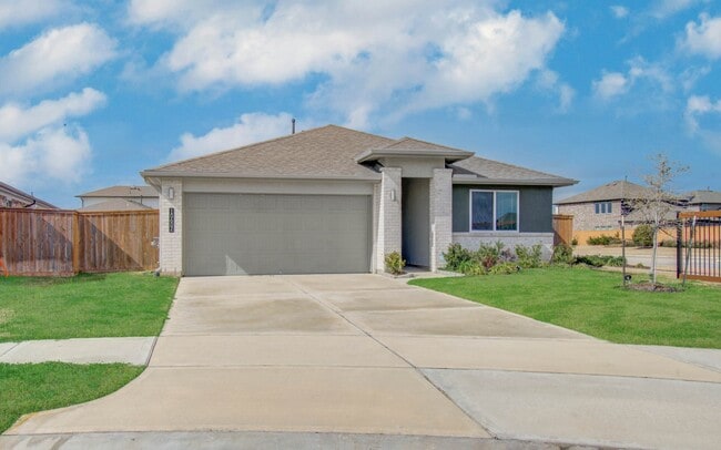 Building Photo - 10602 Great Basin Dr
