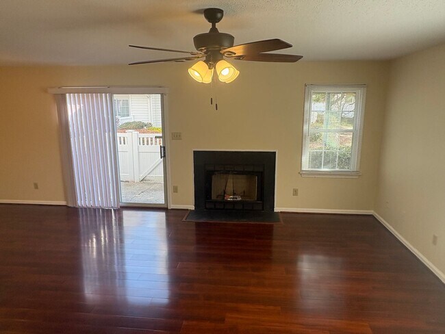 Foto del edificio - 27 F Tamarisk Quay