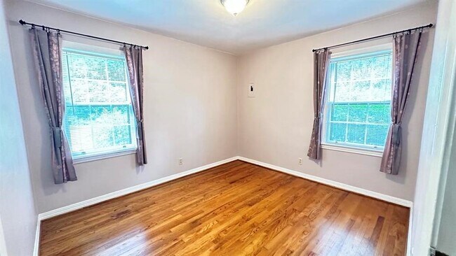Foto del edificio - 4272 Springview Dr