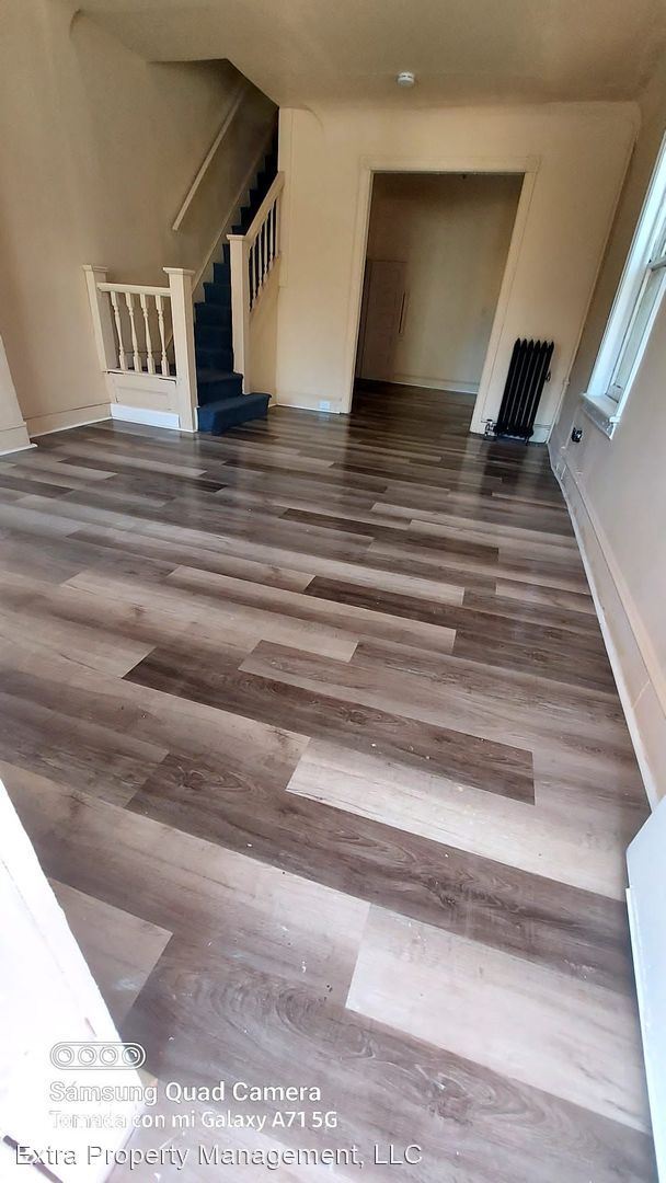 Foto del edificio - 4 br, 1 bath House - 41 Edgemere Ave