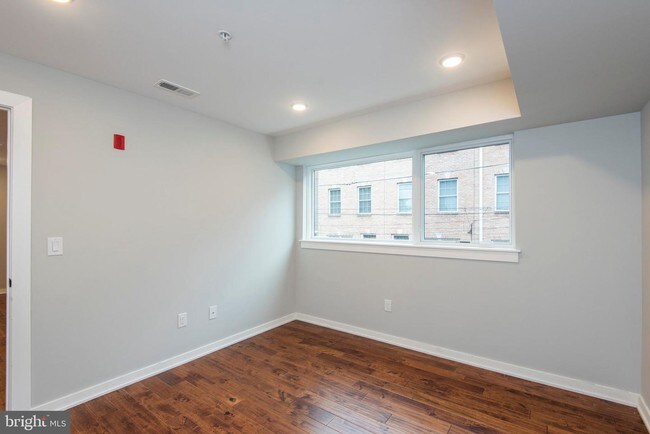 Foto del edificio - 1710 Cambridge St