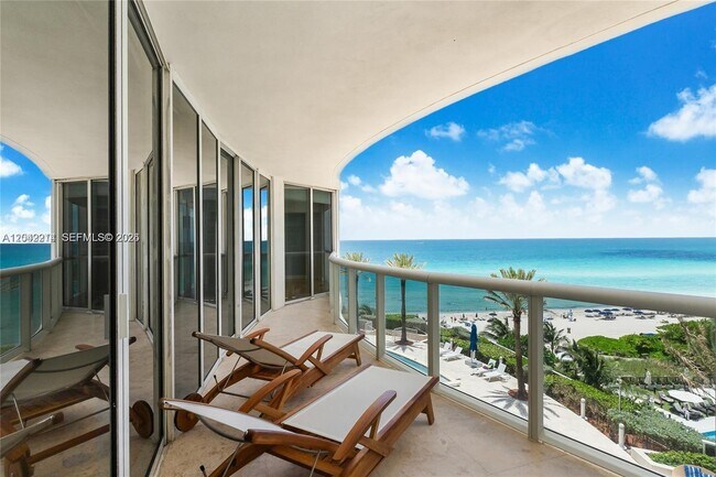 Foto del edificio - 17201 Collins Ave