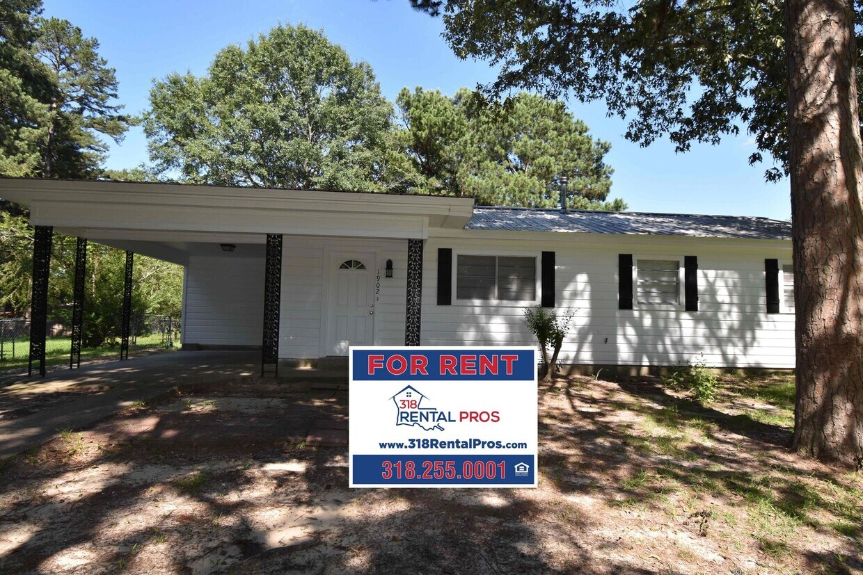 Foto principal - 3 Bedroom 1 Bath with lots of Updates!