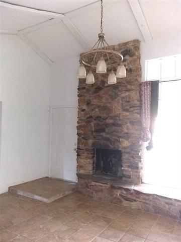 Building Photo - 733 Arrowhead Cir