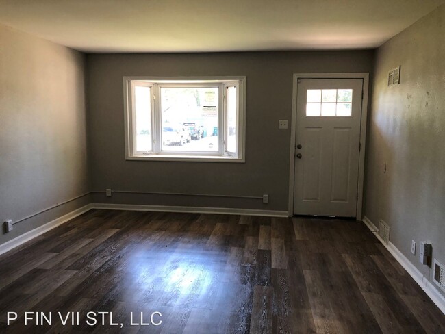 Building Photo - 3 br, 1 bath House - 10210 Hobkirk