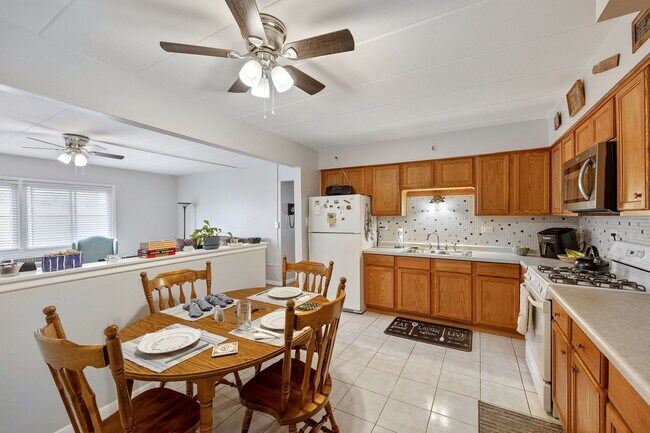 Foto del edificio - 7834 95th St