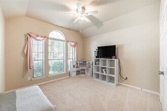 Building Photo - 119 Emerald Loch Ln
