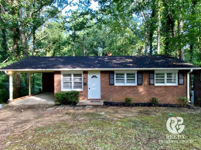 Foto principal - Coming soon! Spacious 3 bedroom and 2 bath...