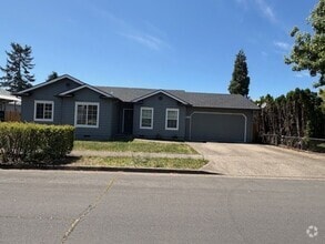 Building Photo - 560 67th Pl