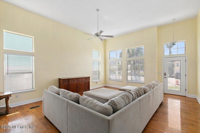 Foto del edificio - 217 7th Ave S