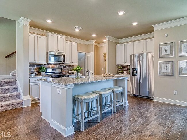 Building Photo - 2345 Trelipe Dr
