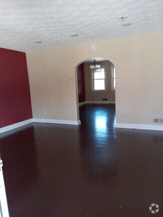 Building Photo - 5799 Willowton Ave