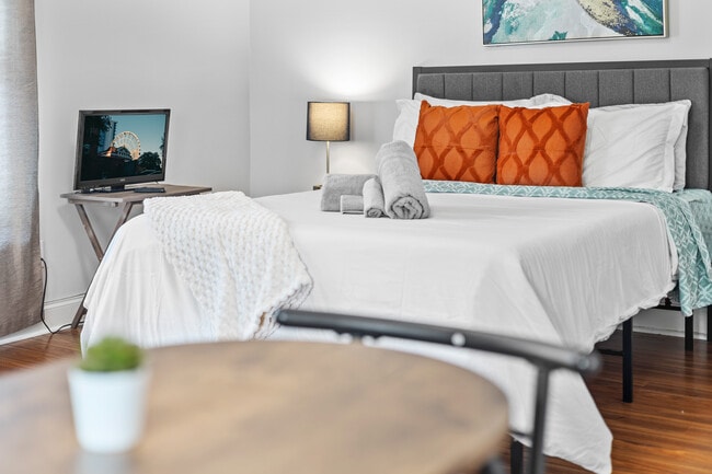 Photo - 1267 Atlantic Dr NW Apartment