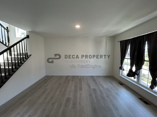 Foto del edificio - 16732 River Stone Dr