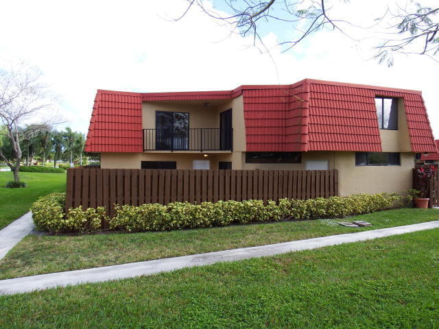 Primary Photo - 22910 Oxford Pl