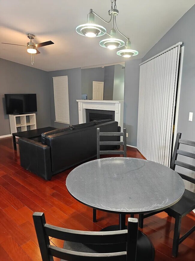 Foto del edificio - 1424 Keys Crossing Dr NE