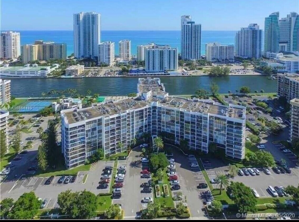 1000 Parkview Dr Unit 528, Hallandale Beach, FL 33009 Condo for Rent