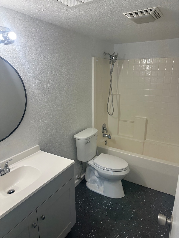 Foto del edificio - 1603 Azalea Cir