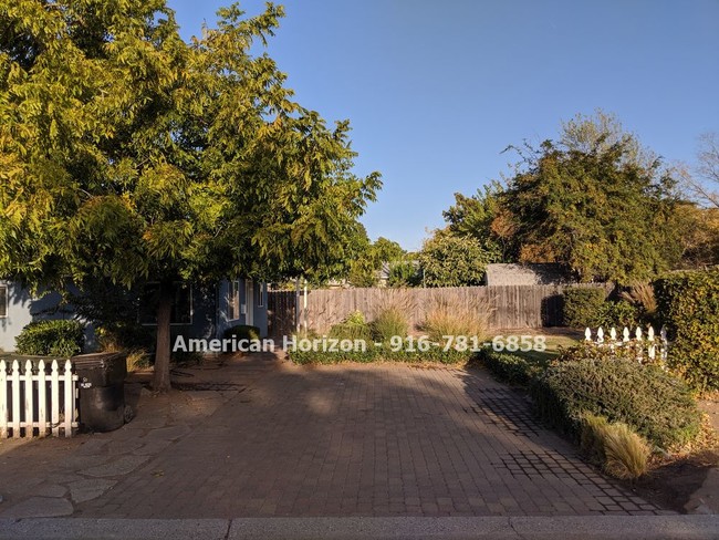 Building Photo - LEASED-1 Bedroom in Old Roseville