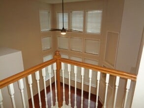 Building Photo - 10326 Thornmont Ln