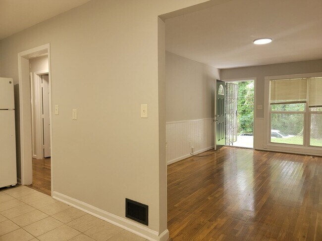 Foto del edificio - Home of the Less than $1500 Home Rentals 3...