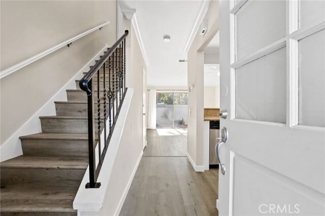 Building Photo - 70 Birchwood Ln