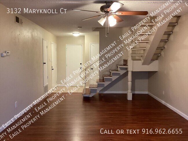 Building Photo - Cute two-story 3 bed/1.5 bath duplex