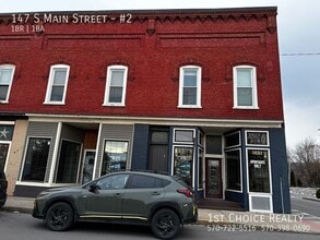 Building Photo - 147 S Main St