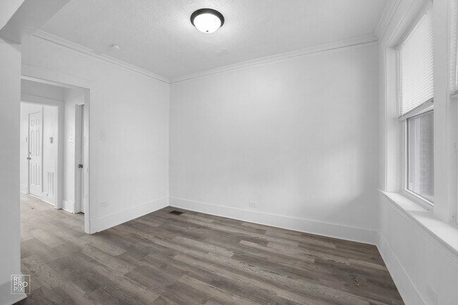 Foto del edificio - 2118 S 51st Ave