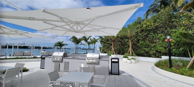 Foto del edificio - 1000 West Ave