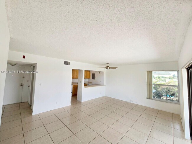 Foto del edificio - 505 S Pine Island Rd