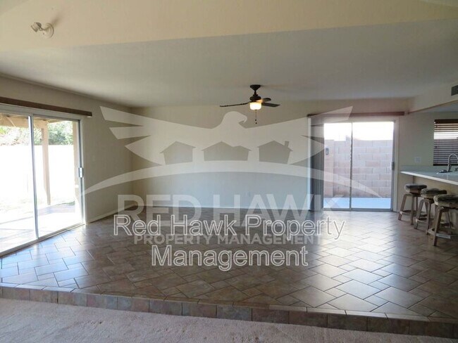 Building Photo - 2224 S Estrella Cir