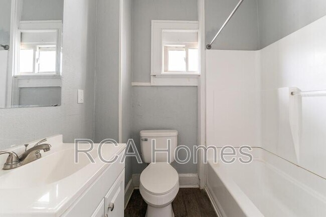 Foto del edificio - 1411 N Belleview Pl
