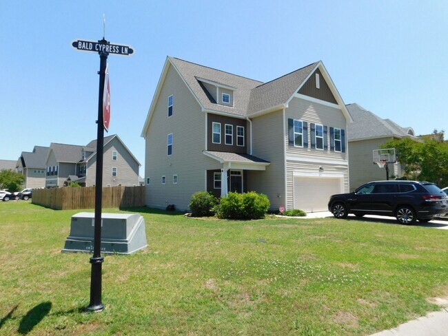 Building Photo - Welcome to your new home