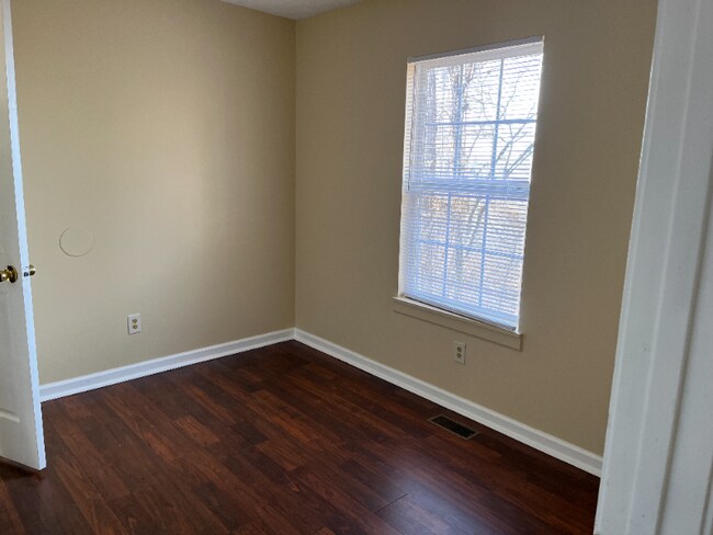 Foto del edificio - 2643 Vucrest Ave SE