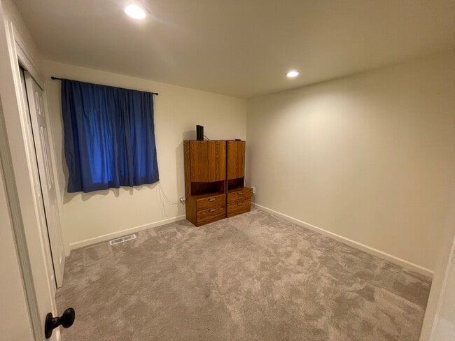 Bedroom 1 - 2186 Evergreen Ave SE