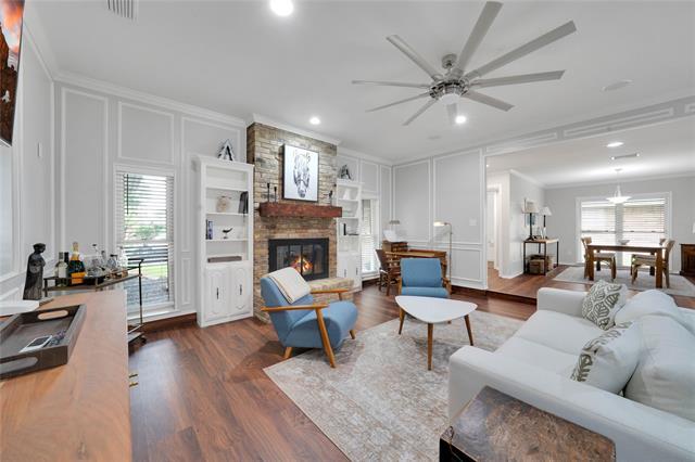 Building Photo - 2227 Timberwood