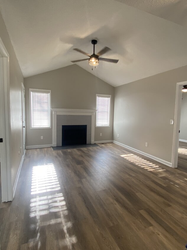 Primary Photo - 145 Viking Dr