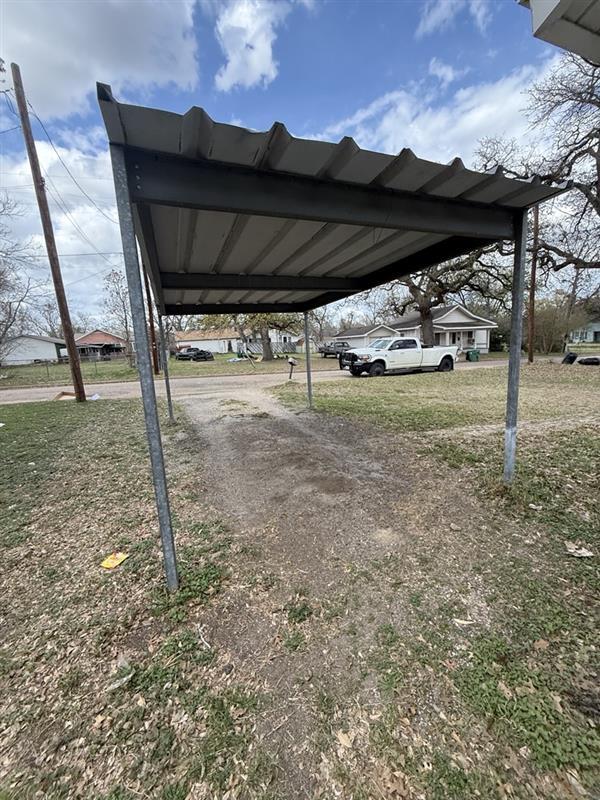 Foto del edificio - 611 E 5th St