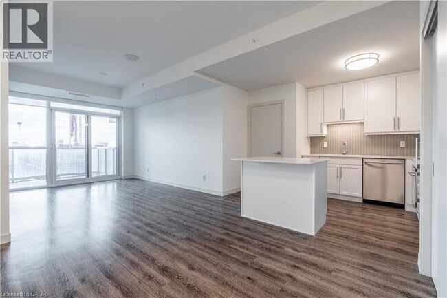 Photo du bâtiment - 2081 Fairview St